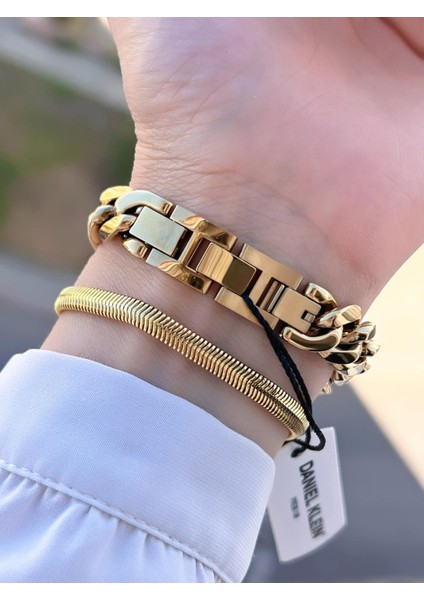 Spor Zincir Kordon Köşeli Seri 2 Yıl Garantili Kadın Kol Saati+Bileklik 10836.2 fırsatları