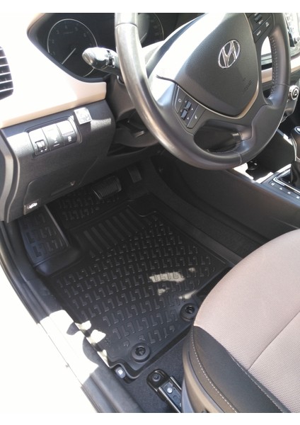 Hyundai Accent Blue 2010 ve 2019 Arası Için 3D Havuzlu Paspas