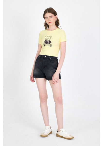 Sarı Ayıcık Baskılı Leopar Detaylı Slim Fit Crop Tişört 0549 modelleri