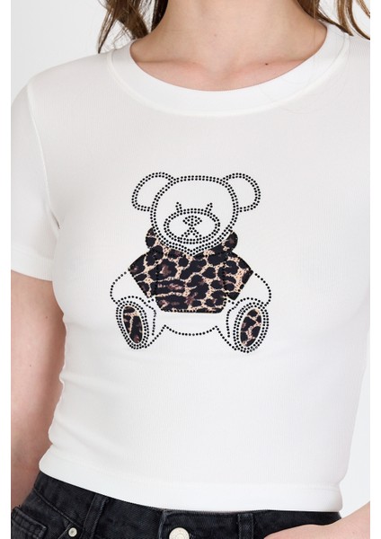 Ekru Ayıcık Baskılı Leopar Detaylı Slim Fit Crop Tişört 0549 fırsatları