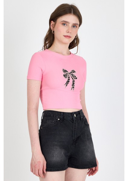 Pembe Leopar Fiyonk Baskılı Taş Detaylı Slim Fit Crop Tişört 0549-1