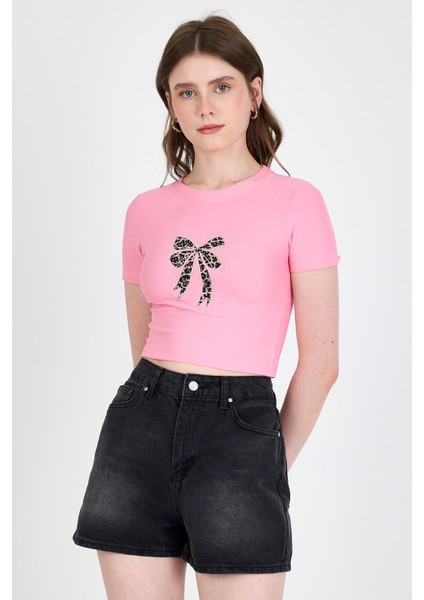 Pembe Leopar Fiyonk Baskılı Taş Detaylı Slim Fit Crop Tişört 0549-1 fiyatları