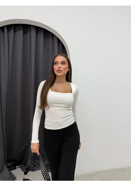 Kadın Kare Yaka Bluz