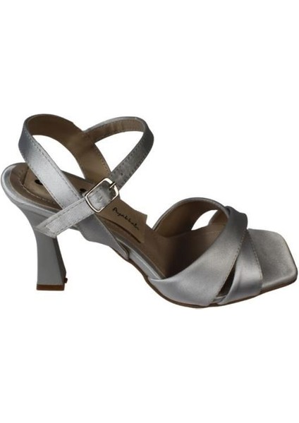 Yazkış Kadın Siyah Gümüş Saten Çapraz Bantlı 9cm Kadeh Topuk Bilekten Bağlamalı Ayakkabı fiyatları