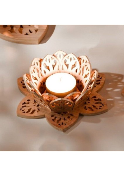 Lotus Çiçeği Desenli Ahşap Mumluk