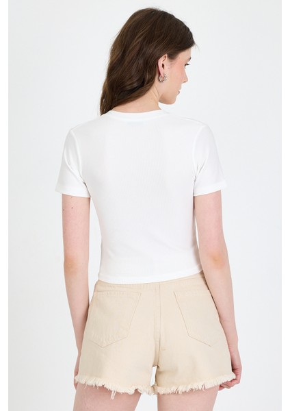Ekru Taş Işleme Detaylı V Yaka Slim Fit Tişört 0949 indirimleri
