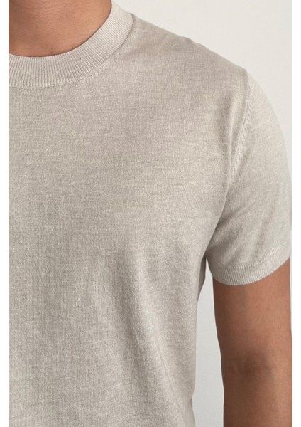 Erkek Bej Slim Fit Bisiklet Yaka Triko T-Shirt fırsatları