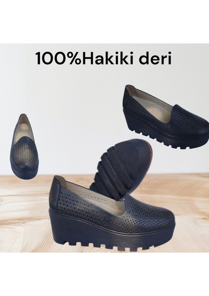 2403 Siyah Deri Dolgu Topuk Ayakkabı