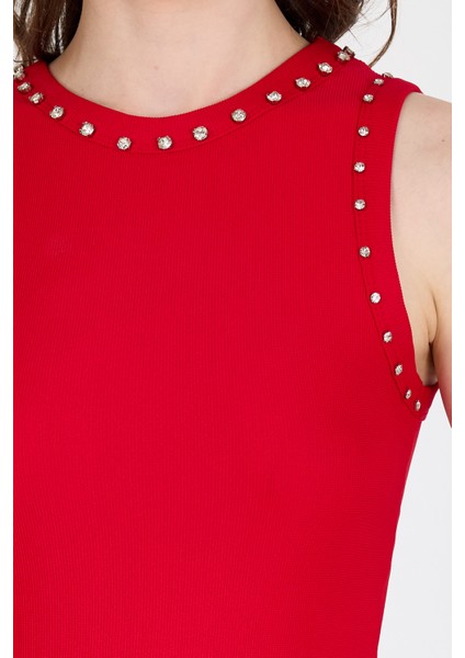 Kırmızı Yaka ve Omuz Taş Detaylı Ribanalı Örme Atlet 1249 fırsatları