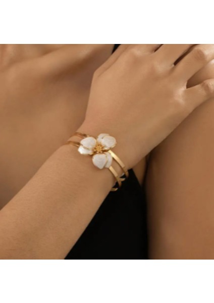 Kadın Gold Renk Çiçek Figürlü Bileklik – Yeşil & Beyaz Renk Seçenekli 6 cm Şık Model