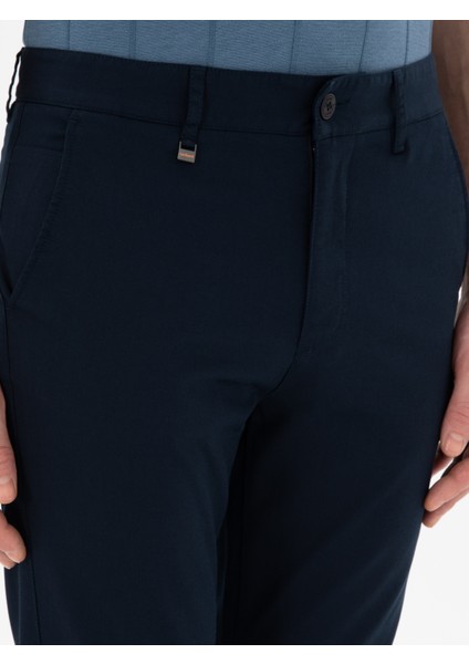Erkek Lacivert Slim Fit Dokulu Pamuk Karışımlı Kanvas Pantolon 50300913-VR033 indirimleri