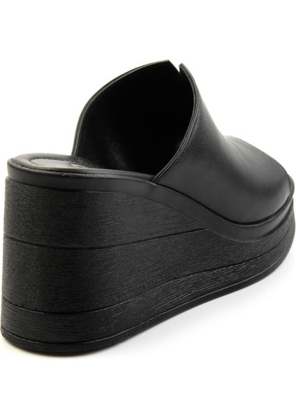 Siyah Leather Kadın Terlik K04040012603