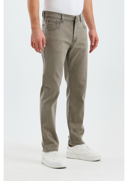 Erkek Regular Fit Geniş Paça Yüksek Bel Casual Kot Pantolon fırsatları