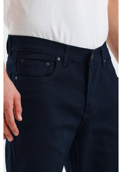 Erkek Regular Fit Geniş Paça Yüksek Bel Casual Kot Pantolon indirimleri