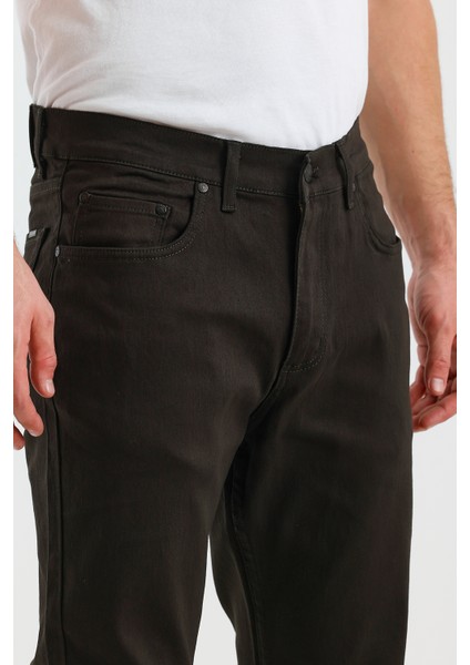 Erkek Regular Fit Geniş Paça Yüksek Bel Casual Kot Pantolon indirimleri