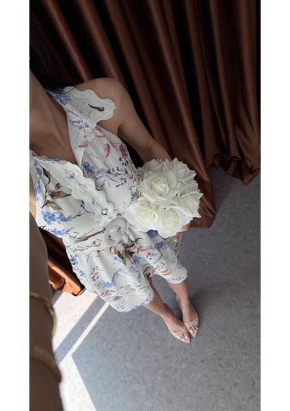 Çiçekli Tasarım Mini Elbise indirimleri