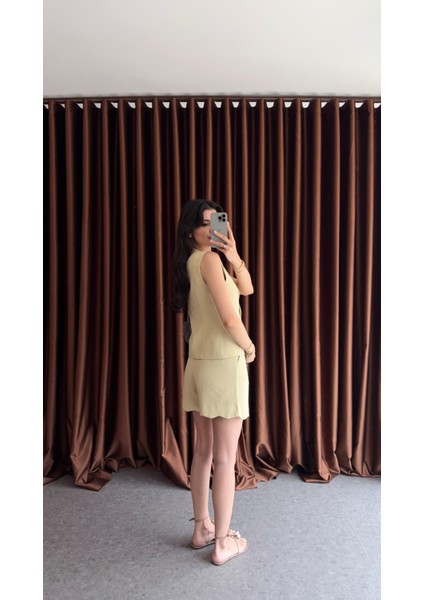 Deniz Yıldızı Düğmeli Sarı Takım fiyatları