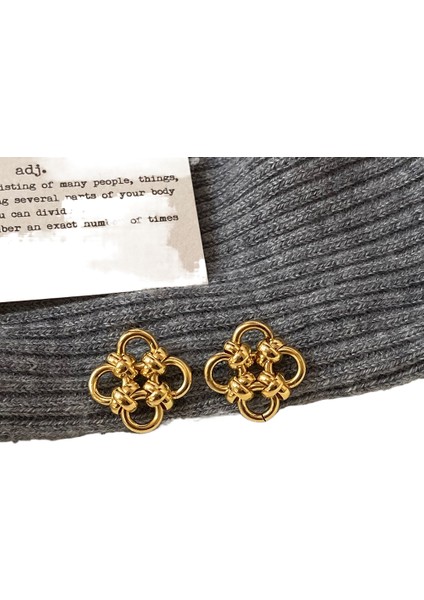 Niş Tasarım Metal Saplama Küpeler Moda Vintage Basit Moda Küpeler (Yurt Dışından)