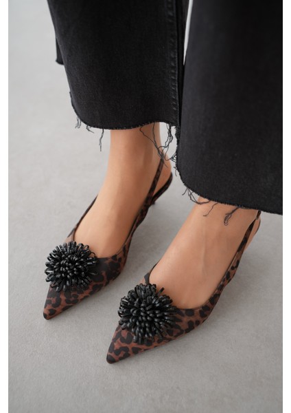 Aura Sivri Burun Kitten Topuk Ön Kısmı Detaylı Kadın Stiletto- Leopar fiyatları