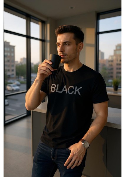 Erkek Slim Fit Bisiklet Yaka T-Shirt fırsatları