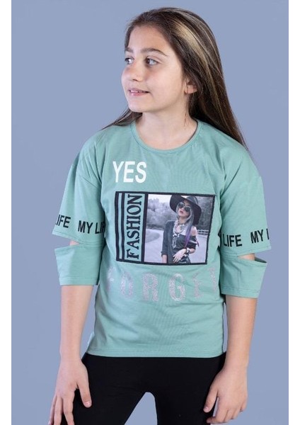 Kız Çocuk Kolları Kesik Detaylı Baskılı Tişört