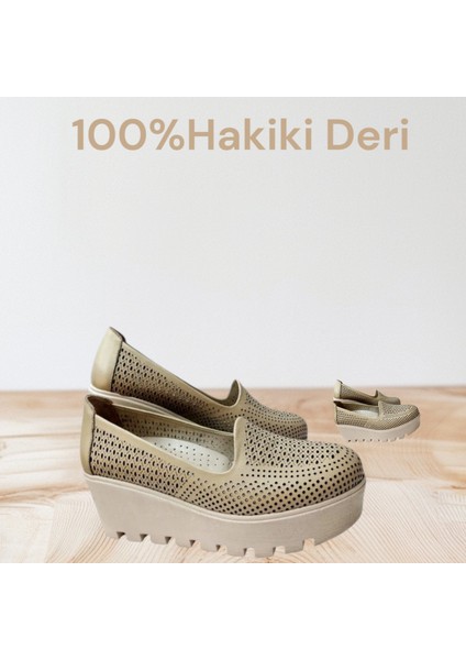 2403 Bej Deri Dolgu Topuk Ayakkabı
