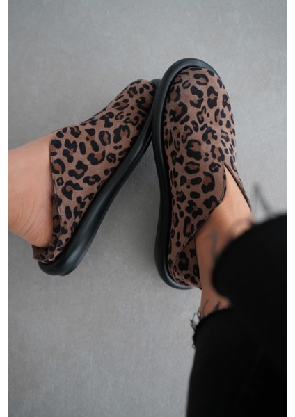Denny Hakiki Deri Oval Burunlu V Detaylı Kadın Loafer- Leopar fiyatları