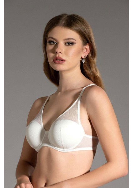 Kadın Dolgusuz B Cup Sütyen modelleri
