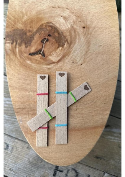 Ahşap Mum Fitili ve Yapışkanlı Fitil Sehpası 20 Adet (15X100X0,5MM) Kalp modelleri
