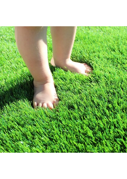 Dekoratif Kaliteli Yeşil Suni Çim Kaymaz Suya Isıya Dayanıklı Bahçe Teras Balkon Halısı
