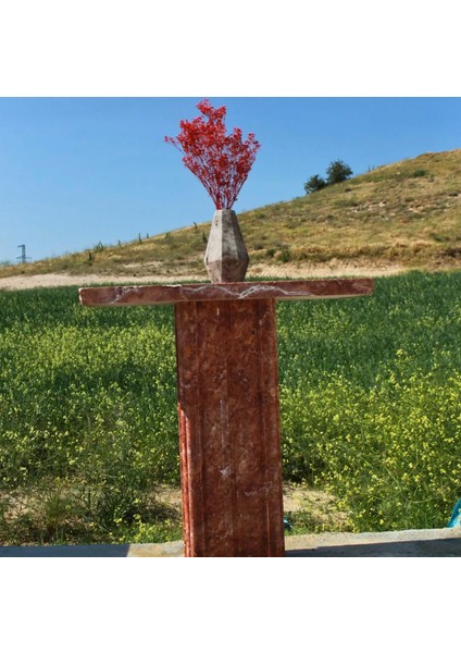 Kırmızı Traverten Dresuar – Doğal Taş, El Yapımı Özel Tasarım