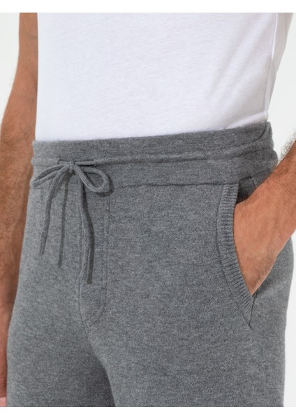 Erkek Açık Gri Slim Fit Lastikli Paça Triko Pantolon 50260369-VR001