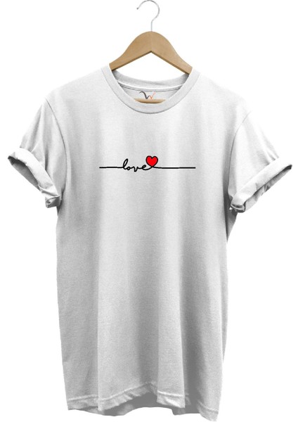 Sevgililer Günü Hediyesi Love Yazı Baskılı Kalpli %100 Pamuk Regular Fit Bisiklet Yaka T-Shirt