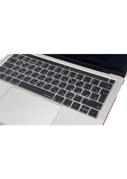 Rusça Klavye Macbook Pro Kılıf A1706 A1989 A2159 A1707 A1990 ile Uyumlu Koruyucu Siyah