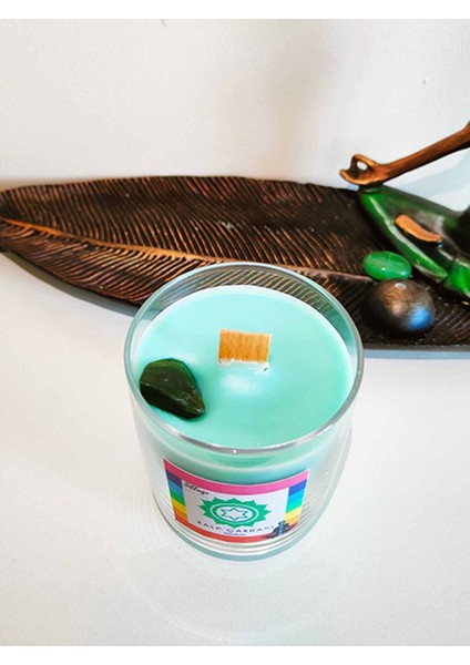 Kalp Çakra Yeşim Taşlı Meditasyon Yoga Mumu ve Gül Kokulu Doğal Soya Mum modelleri