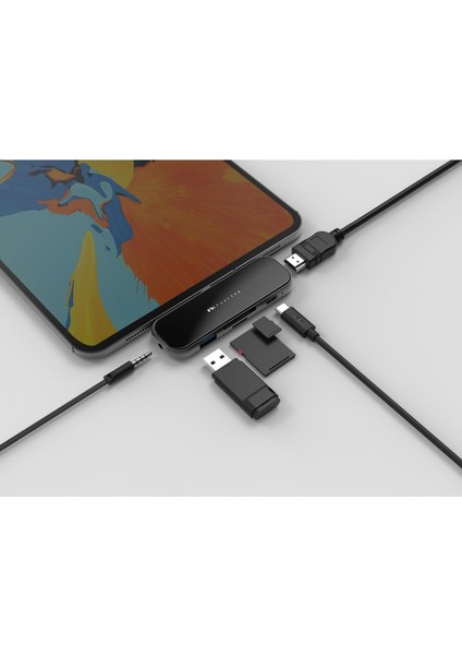 Type-C Adaptör USB Çoğaltıcı Çoklayıcı HDMI Dönüştürücü Macbooklara iPhone 15 iPad Pro Android Cihazlara Uyumlu Siyah