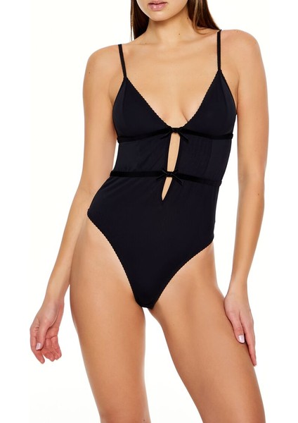 Kurdele Detaylı Tanga Kesim Bodysuit