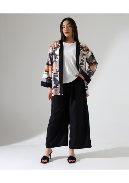 Renkli Desenli Kimono 3'lü Takım - Şıklık ve Rahatlığın Bir Arada Olduğu Kombin modelleri
