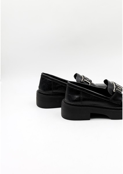 Tokalı Günlük Klasik Ayakkabı KB5005 Siyah fırsatları