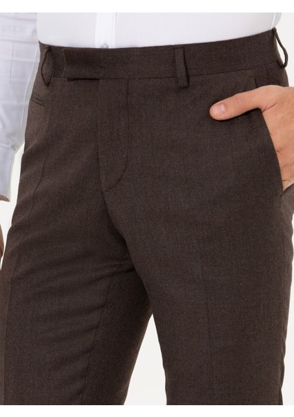 Erkek Kahverengi Slim Fit Kumaş Pantolon 50259767-VR029