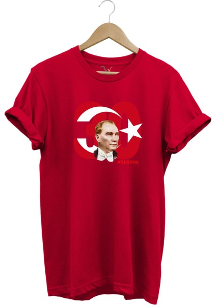 Türk Bayrağı ve Atatürk Baskılı 30 Ağustos Zafer Bayramı Tasarımlı %100 Pamuk Regular Fit T-Shirt