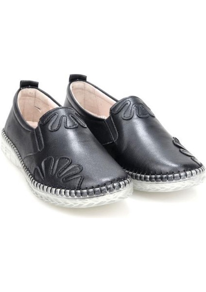 Trendi 52-17 Ortopedik Kadın Deri Günlük Ayakkabı fiyatları