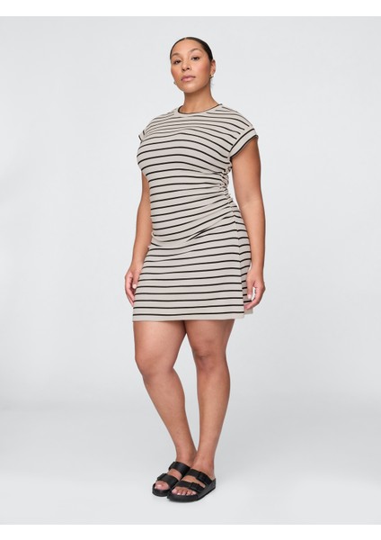 Kadın Siyah Modern Fırfırlı Mini Elbise fırsatları