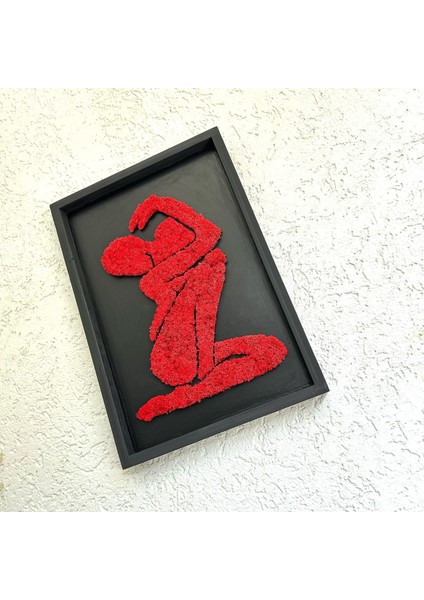 Kadın Silüetli Kırmızı Yosun Duvar Dekoru | 29X53 cm | El Yapımı Doğal Liken Yosunu ile Bakım Gerektirmeyen Modern Tablo modelleri