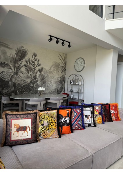 Çift Taraflı Atlı Dekoratif Saçaklı Kırlent Kılıfı 1ADET 43X43(SK-K04)