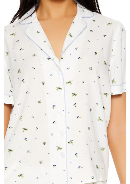 Çiçek Desenli Gömlek ve Şort Pijama Takımı