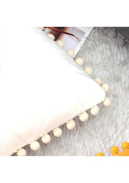 Kahve Tonlar 4 Adet Ponponlu Kırlent Kılıfı Seti 4 Adet 43 x 43 cm Kahverengi, Deve Tüyü, Bej, Krem indirimleri