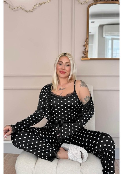 Siyah Beyaz Puantiye Desenli Sabahlıklı Pegasus Pijama Takımı fiyatları