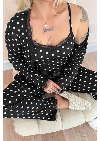 Siyah Beyaz Puantiye Desenli Sabahlıklı Pegasus Pijama Takımı indirimleri