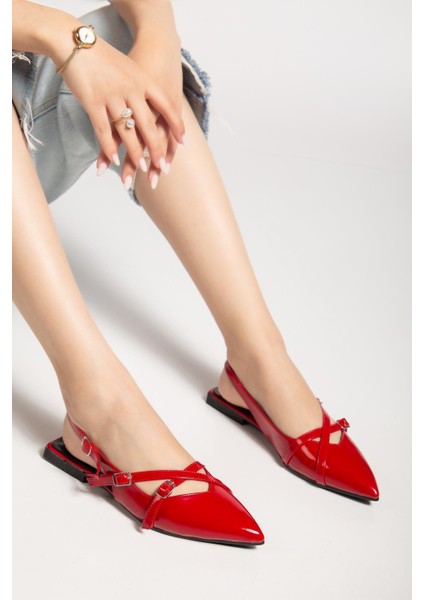 Badın Babet Kırmızı Rugan Çapraz Bantlı Arka Açık Sivri fiyatları